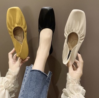 พร้อมส่ง ‼️ ครีม 40 เหลือง 39 🔥 Pre-Order 🧡 รองเท้าหุ้มส้นพื้นนิ่มๆใส่สบาย💕