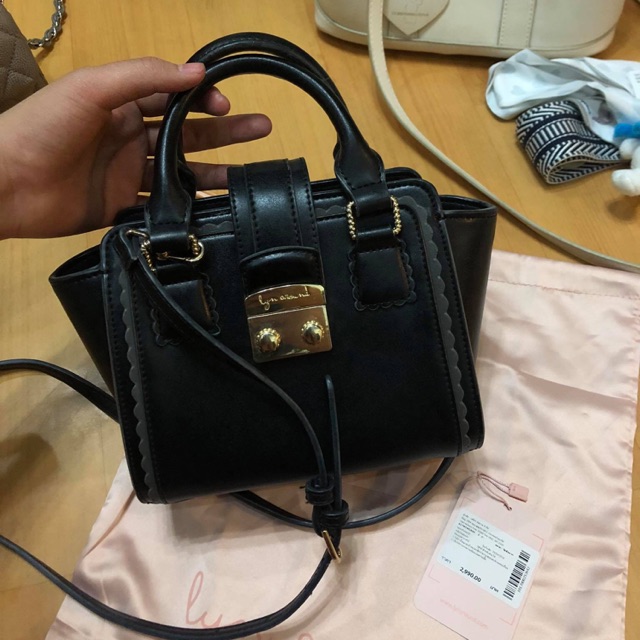 กระเป๋า Lynaround แท้💯 พร้อมส่ง
