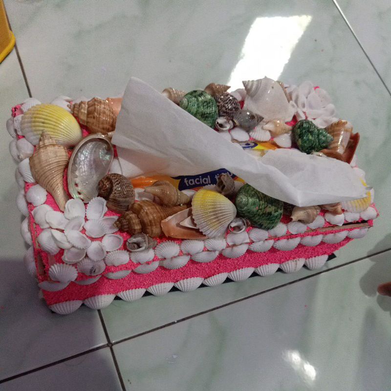 TISSUE BOX/TISSUE BOX/FRAMED DECORATIVE TISSUE HOLDER