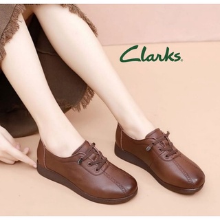 รองเท้า Clarks Omugi 2 สําหรับผู้หญิง