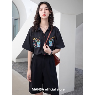 MANSA black green short-sleeved shirt with tiger embroidery top เสื้อเชิ้ตแขนสั้นสีเขียวดำด้านบนปักลายเสือ