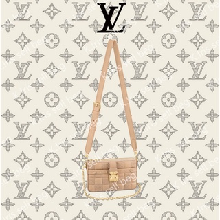 Louis Vuitton/ LV/ POCHETTE TROCA กระเป๋าถือ