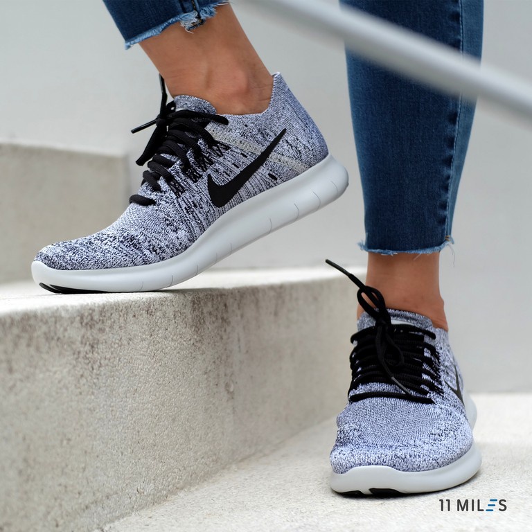 nike free run flyknit white womens