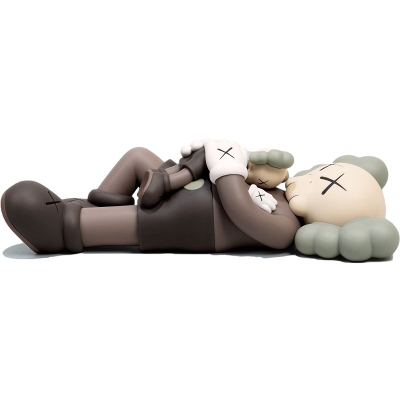 ของแท้💯 KAWS Holiday Singapore Vinyl Figure (Brown)