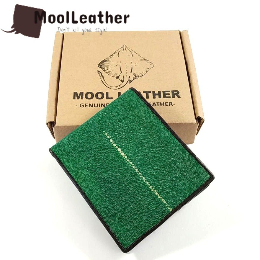 Mool Leather - Stingray Wallet Special Edition Mens Wallet ทําจากหนังปลากระเบนแท้ สีเขียว สีดํา