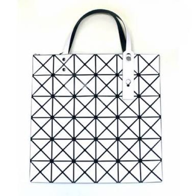 bao bao แท้ isseymiyake used