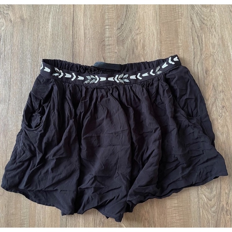 📣 ส่งต่อ กางเกงกระโปรง CPS Chaps 📣