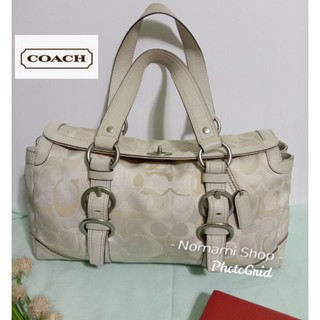 แบรนด์Coachกระเป๋าทรงหมอนสีครีม