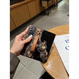 เคสโทรศัพท์มือถือ กันกระแทก ลายหมี พร้อมสายคล้องมือ สําหรับ Samsung Galaxy Z Fold 3 Fold 4 Fold 2 5G Z Fold 4