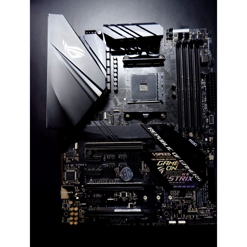 เมนบอร์ด Asus x470 rog strix f gamming