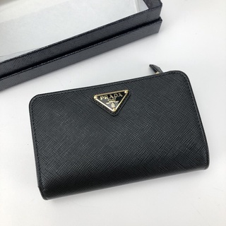 ถูกที่สุด ของแท้100% Prada Compact Wallet