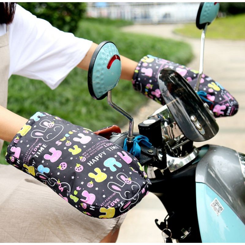 ถุงมือขี่มอเตอร์ไซค์ กันหนาว กันร้อน กันแดด (พร้อมส่ง)