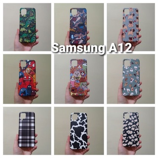 เคสแข็ง Samsung A12 มีหลายลาย เคสไม่คลุมรอบนะคะ เปิดบน เปิดล่าง (ตอนกดสั่งซื้อ จะมีลายให้เลือกก่อนชำระเงินค่ะ)