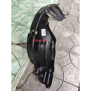 พลาสติกซุ้มล้อหน้า บังฝุ่นล้อหน้า ข้างขวา RH TOYOTA VIOS 2007-2012