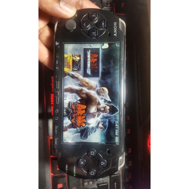 เครื่องเกมส์ PSP รุ่น 3000 (มือสอง) สภาพ 90%