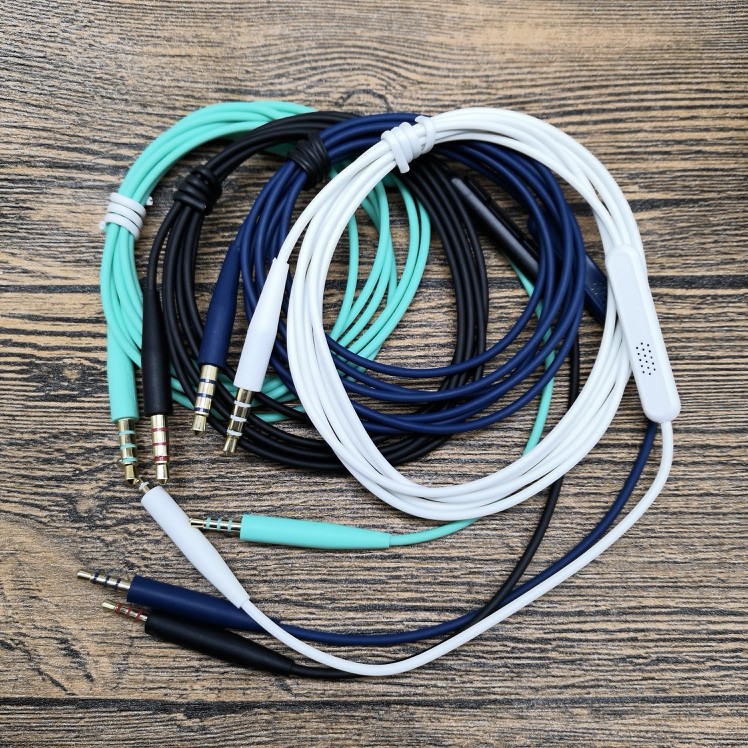 สายสัญญาณเสียงสําหรับ Bose SoundTrue SoundLink QC25 QC35 OE2 สายเปลี่ยนหูฟังพร้อมไมโครโฟน 3.5 มม. ถึง 2.5 มม.