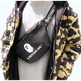 กระเป๋าคาดอก Bape ของใหม่ ของแท้ 100% 2,400 28 x 15 x 7 cm