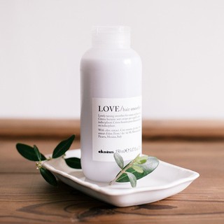 Davines Love Hair Smoother 150 ml ครีมบำรุงผม สำหรับผมชี้ฟู หรือผมยืด แบบไม่ต้องล้างออก ช่วยให้ผมนุ่มสลวย