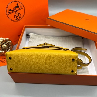 กระเป๋า Hermes   size 19cm ออริหนังแท้สวยมาก