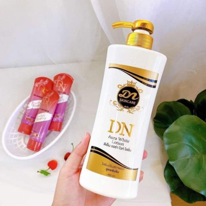 DN ดีเอ็นออร่าไวท์  1 ฟรี 1