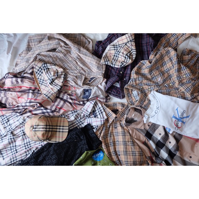 เสื้อเชิ๊ต Burberry มือสอง ❌ชุดนี้หมดแล้ว❌