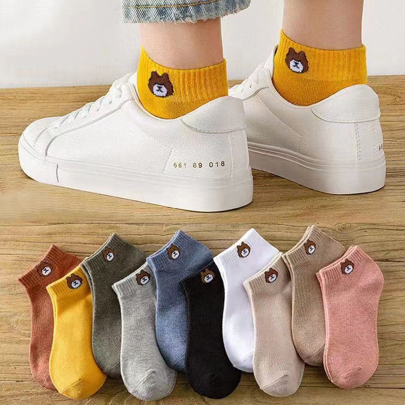 ถุงเท้าข้อสั้น แพ็ค 10คู่ 10สี แพ็คพร้อมถุงหมีบราวไลน์ลายการ์ตูนน่ารักใส่ได้ทั้งชายหญิง แพ็ค ถุงเท้าผ้าฝ้าย(หมด)
