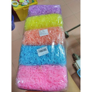 ยางรัดผม สีสันสดใส ขนาด 4 มิลลิเมตร ยกแพ็ค 5 ห่อ น้ำหนักรวม 1 กิโลกรัม ยางมัดผม ขายส่ง หนังยางรัดผม หนังยางมัดผม หนังยาง