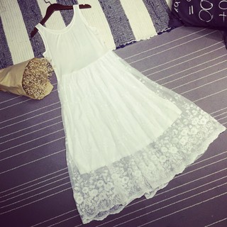 (พร้อมส่ง) BKK78051 เดรสเสื้อกล้ามกระโปรงลูกไม้ (สีขาว)
