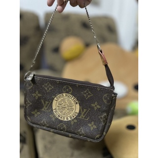 กระเป๋า Louis Vuitton Limited Edition มือสองงานหนังแท้ ขนาด 7x4x1"