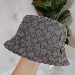 Signature Bucket Hat มาใหม่ หายากมากๆสีนี้