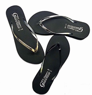 รองเท้าแตะหูหนีบงานสายอะคริลิค พื้นหนาประมาณ 0.8-1 นิ้ว พื้น…