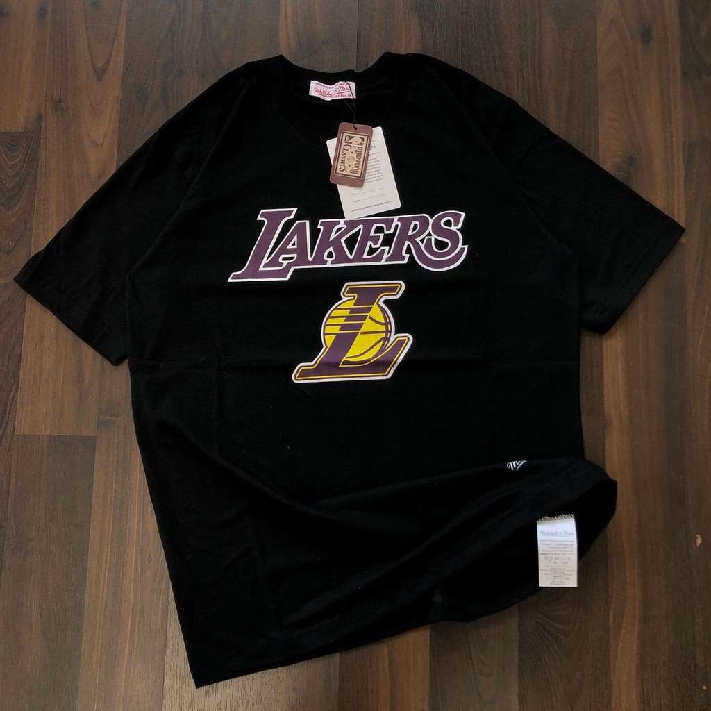 LAKERS MITCHELL & NESS HYPE MIRROR ORIGINAL LAKERS BASKETBALL TSHIRT FULL TAG LAKERS BASKETBALL TEAM
