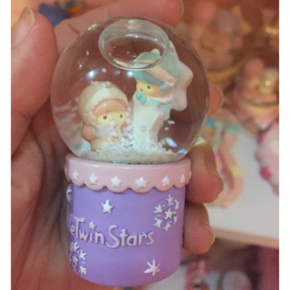 Snow globe littletwinstars