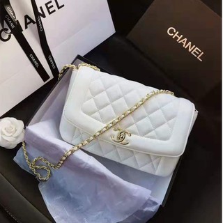 กระเป๋าสะพาย Chanel Chanel