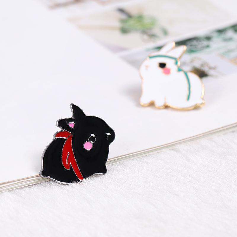 ญี่ปุ่น Ins Bunny เข็มกลัดบุคลิกภาพชายและหญิง Pins Magic Road บรรพบุรุษ Chen Qingling Xiao Zhan Wang Yibo Badge