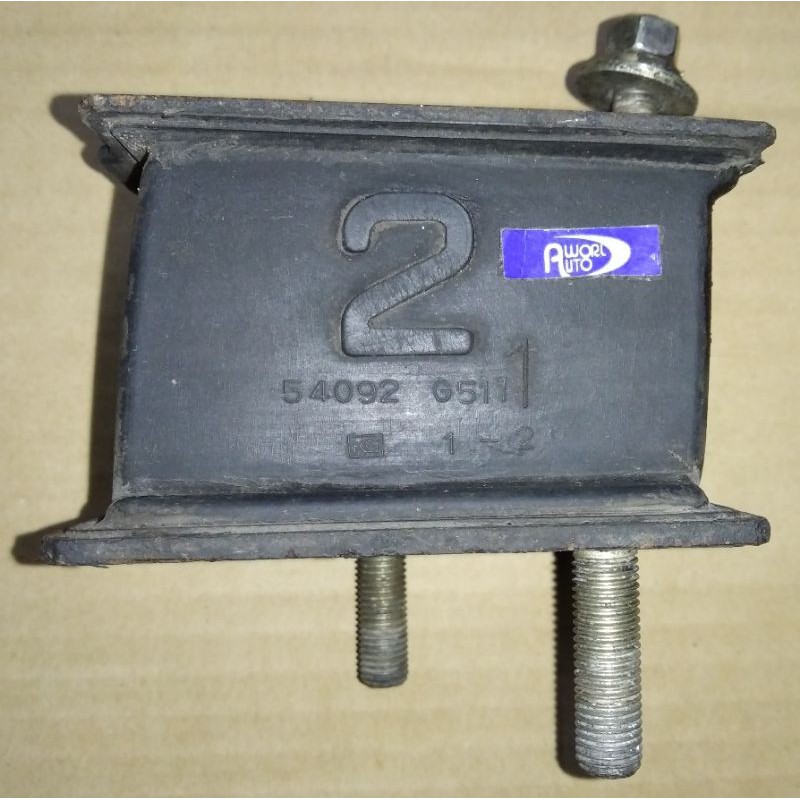 NISSAN C22 FRONT ENGINE MOUNTING(54092-G511)- 1 ชิ้น