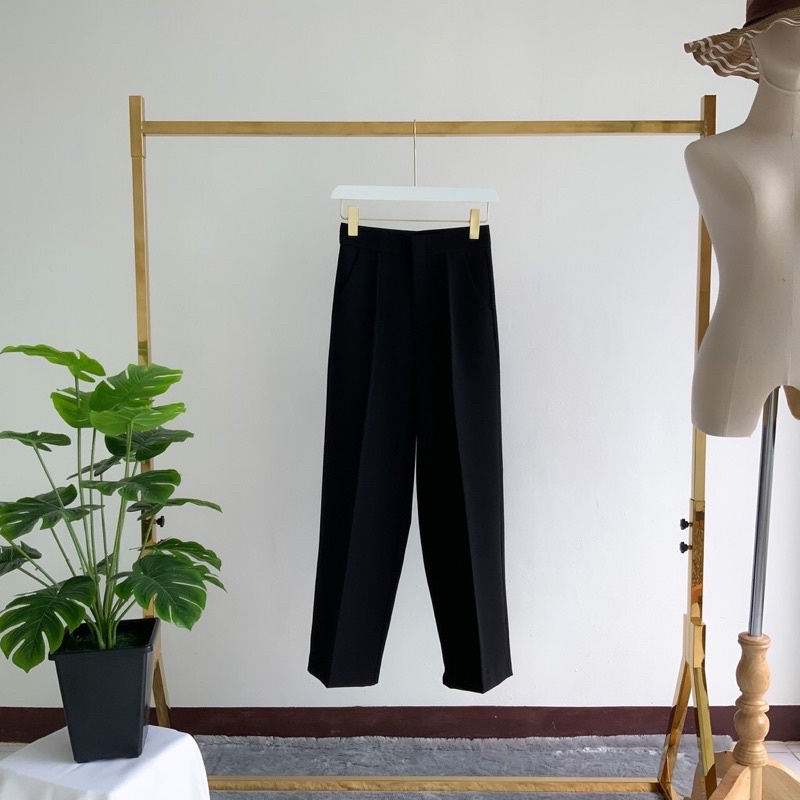 กางเกงขายาวผู้หญิงสีดำใส่ทำงาน สแลก size L เอว28 สพ 40 สีดำกางเกงทรงกระบอกเอวสูง กางเกงเอวสูง กางเกงขากระบอก