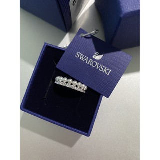 แหวน Swarovski ของแท้ ของใหม่ มือ 1 Size 52 ราคา 2,200 ช้อปราคาเกือบ 6 พันเลยนะคะ