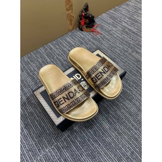 รองเท้าแตะ เฟนเดส SANDALS SS22