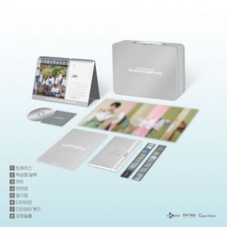 (พร้อมส่ง) Wanna one 2019 Season greeting + Behind book