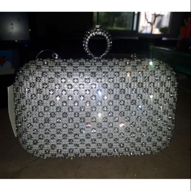 มือ1ป้ายห้อยแต่มีตำหนิ กระเป๋าออกงานสายโซ่ยี่ห้อjousse