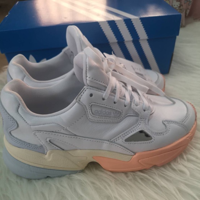 adidas falcon w eg8141