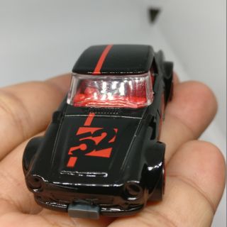 Nissan Fairlady 2000 by hot wheels