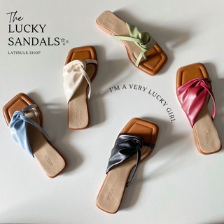 Lucky sandals ✨🪄 รองเท้าแตะ เสริมส้น 2cm ดีเทลสายคาดเก๋ ปิดหน้าเท้า