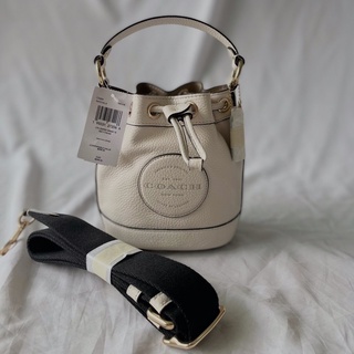 Coach crossbodyสีขาวครีม❤️ DEMPSEY DRAWSTRING BUCKET BAG 15 WITH COACH PATCH (COACH C5269)