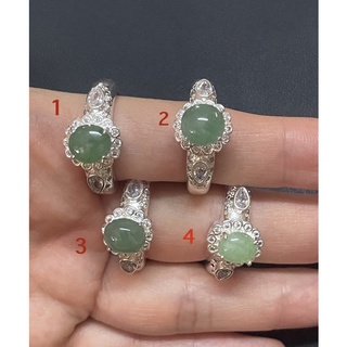 แหวนหยก ขนาด 58 เนื้อใสส่องทะลุทุกเม็ด