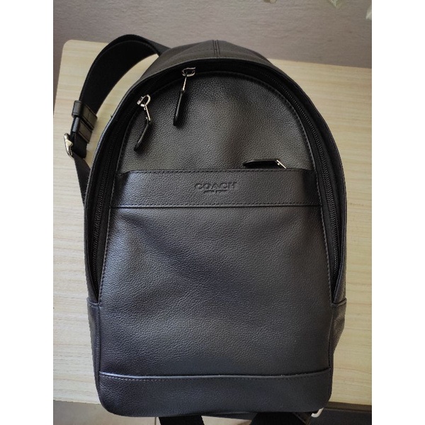 กระเป๋าสะพายคาดอก Coach สีดำ แท้ 💯% มือสอง สภาพดี