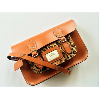 The Leather Satchel Co. หนังแท้จากอังกฤษ Classic 12.5" สีน้ำตาลคาราเมลลายเสือ Cheetah London Tan