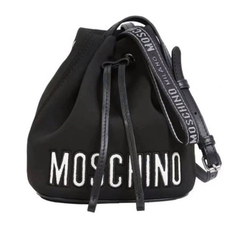 กระเป๋า Moschino Logo Bucket Bag ของแท้💯% (ลดพิเศษเฉพาะเดือนนี้)