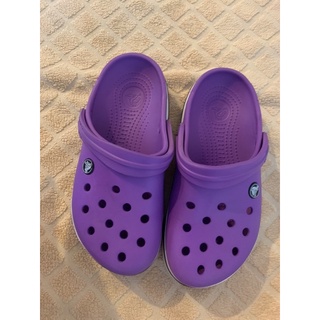 รองเท้าลำลองcrocs มือ2